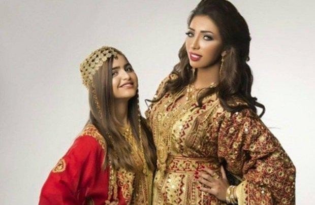 دنيا بطمة تنشر أول صورة صادمة لزوجها محمد الترك وهو مستلقى على سرير مستشفى ويتلقى العلاج لمرضه الخطير! 1 حلا الترك بالقفطان المغربي