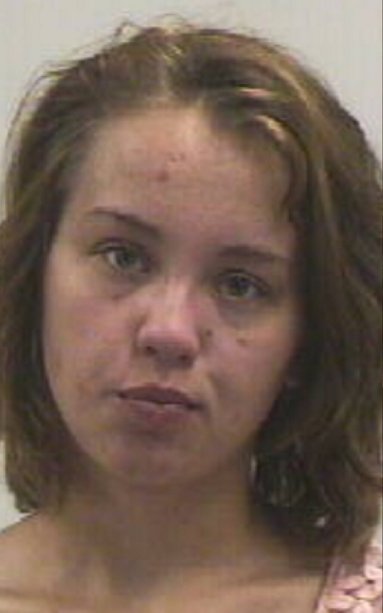 شاهد بالصور: كيف تغيرت ملامح فتاة بعد إقلاعها عن المخدرات؟ 4 %d9%83%d9%8a%d9%81-%d8%aa%d8%ba%d9%8a%d8%b1%d8%aa-%d9%85%d9%84%d8%a7%d9%85%d8%ad-%d9%81%d8%aa%d8%a7%d8%a9-%d8%a8%d8%b9%d8%af-%d8%a5%d9%82%d9%84%d8%a7%d8%b9%d9%87%d8%a7-%d8%b9%d9%86-%d8%a7%d9%84%d9%85