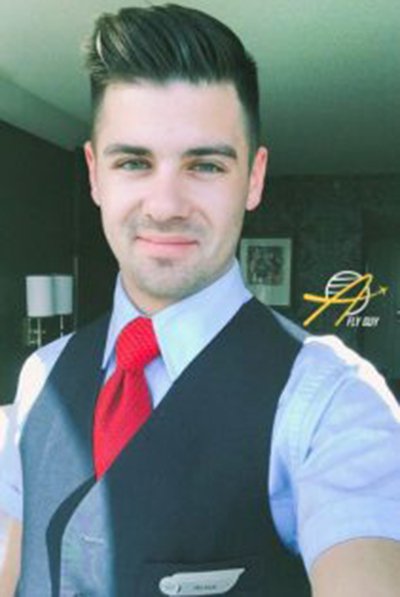 شاهد بالصور: مضيفات طيران الإمارات الأجمل في خطوط العالم 4 %d9%85%d8%b6%d9%8a%d9%81%d8%a7%d8%aa-%d8%b7%d9%8a%d8%b1%d8%a7%d9%86-%d8%a7%d9%84%d8%a5%d9%85%d8%a7%d8%b1%d8%a7%d8%aa-%d8%a7%d9%84%d8%a3%d8%ac%d9%85%d9%84-%d9%81%d9%8a-%d8%ae%d8%b7%d9%88%d8%b7-%d8%a7