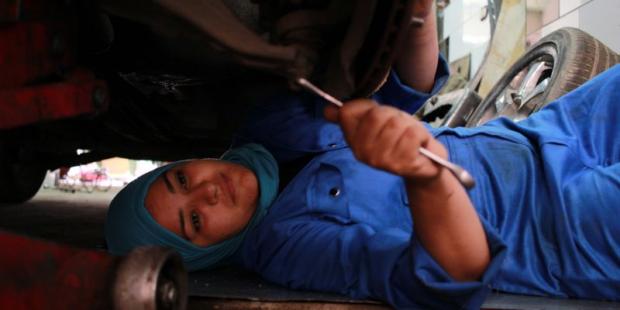 ميكانيكي سيارات : لازلنا نتعامل بالأسعار القديمة مع الزبائن حتى لا نفقدهم 1 0061678b b79d 4679 b03f bba193de083c