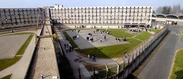 شاهد صور السجن المحبوس فيه سعد لمجرد 3 صور السجن المحبوس فيه سعد لمجرد1