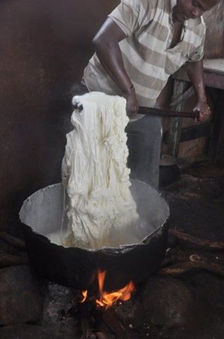 كيف تتم صناعة الجبنة "المضفورة"؟ 2 الجبنة المضفورة