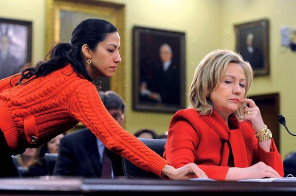 «هوما عابدين».. المسلمة التي تُحرك حملة كلينتون من وراء الستار 1 هوما عابدين