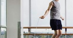 أسرع شاب في العالم بـ«نط الحبل»