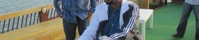 صورة لشيخ الامين تمنحه لقب جديد "شيخ الجكسي ولابس جينزي" وتثير شهية رواد فيسبوك بالتعليقات 10 شيخ الجكسي