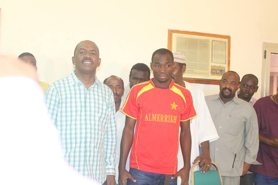 بالصور.. المريخ يواصل خبطاته ويسجل محترف المنتخب النيجيري ويعيد قيد فييرا 1 14925495 1258275600913153 9029889279012817297 n