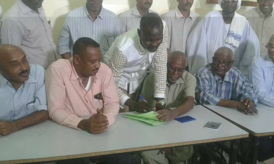 قائد الهلال يوقع للارسنال