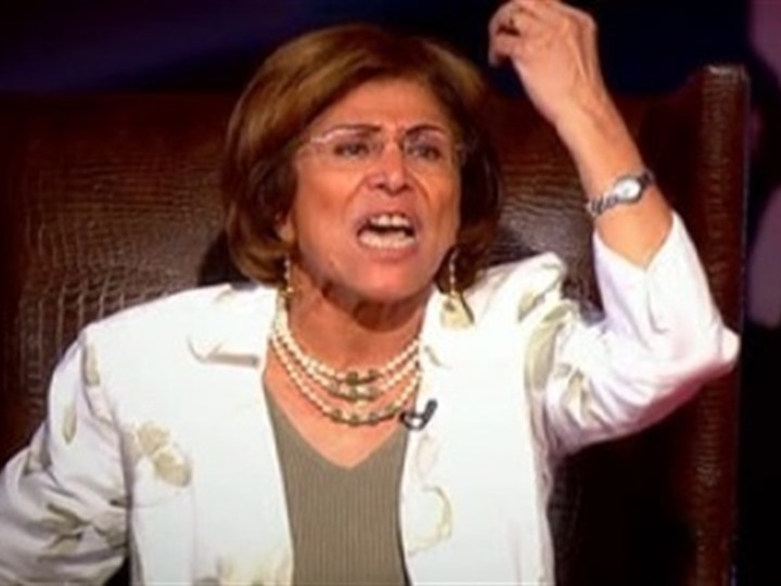 الشوباشي للغلابة: "أنتم عالة علينا.. ولو عندكم كرامة متعتمدوش على السيسي" 1 الصحفية فريدة الشوباشي