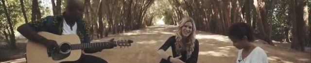 ثنائية جميلة تجمع بين نانسي عجاج والبريطانية جوس ستون.. فيديو 10 نانسي جوس