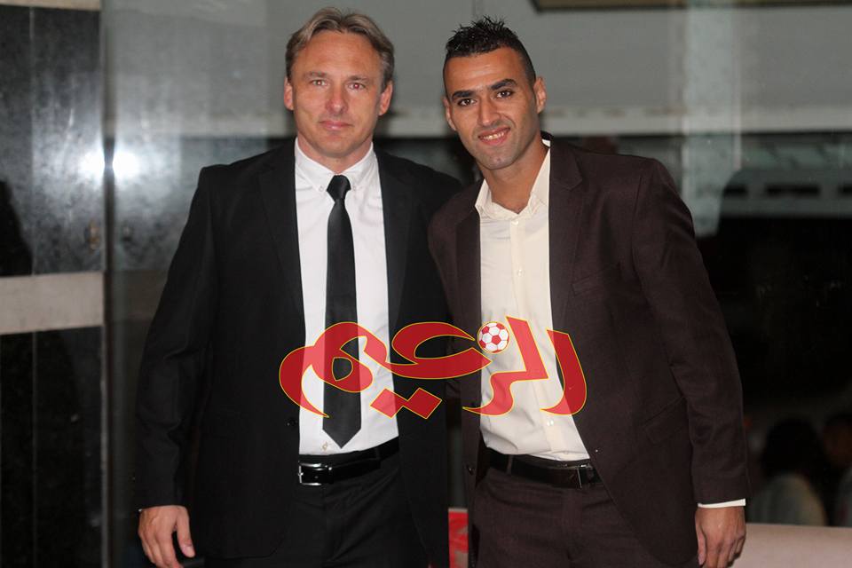 بالصور.. أناقة لاعبي المريخ تلفت الأنظار قبل الإقلاع لتركيا والوالي يجهز طائرة خاصة للبعثة بإسطنبول