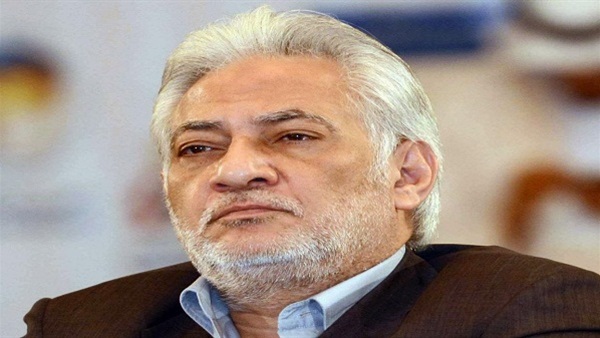 فنان مصري يضع زوجته بدار مسنين 1 سامح الصريطي