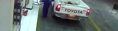 فيديو لسوادنيين ألحوا على صديقهم مسامحة سعودي.. والسبب؟ 10 12836552