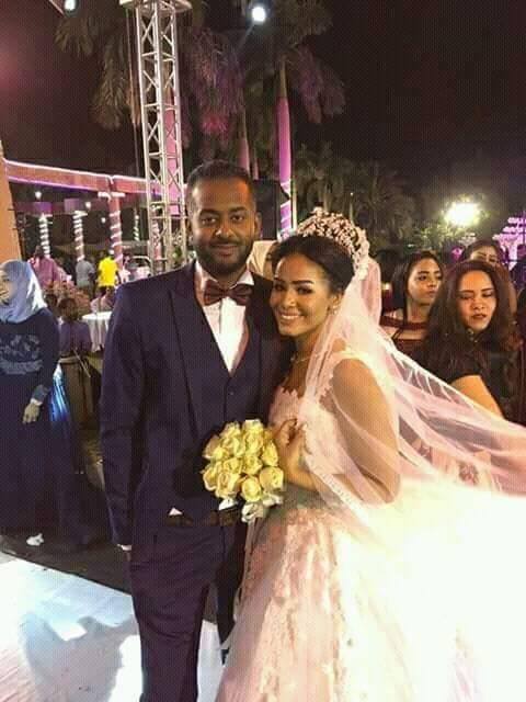 بالصورة.. الفنان السوداني الضجة "نايل" عريساً 1 15970607 1490423567664502 731539787 n