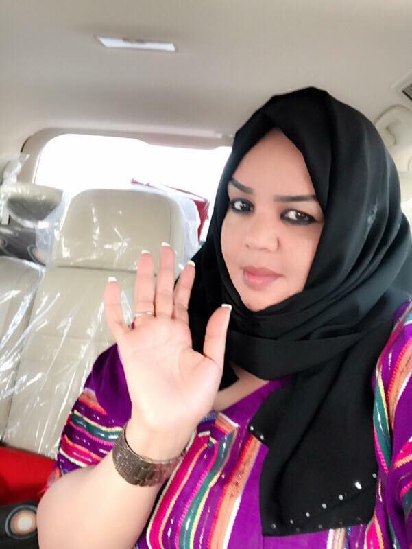 "ندى القلعة".. ترد بـ(غضب جارف) على (الإساءات العنصرية) التي تعرض لها الطبيب السوداني وتقول: (حريقة في القرش البذل الكرامة والنخوة السودانية)..! 1 16298871 1204948199590222 1091856922663232738 n