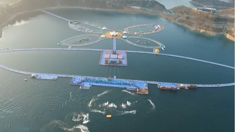 أميركا والصين.. الصراع يحتدم على "قارة المستقبل" 1 58749c56c3618877298b45c7