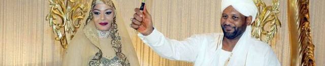 مساعد الرئيس السوداني “عبد الرحمن الصادق المهدي”يؤدي رقصة العرضة على انغام ندى القلعة في حفل زواجه.. فيديو 13 زواج عبد الرحمن