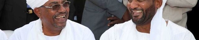 الرئيس السوداني يشهد عقد قرآن مساعده "عبد الرحمن الصادق المهدي".. صور 13 زواج1