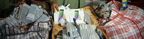 بالصور .. ﺷﺮﻃﺔ ﺟﻤﺎﺭﻙ ﻣﻄﺎﺭ ﺍﻟﺨﺮﻃﻮﻡ ﺗﻀﺒﻂ (1000) ﺟﻬﺎﺯ ﻣﻮﺑﺎﻳﻞ مهربة 12 16507446 10208264841078602 1124967985 n