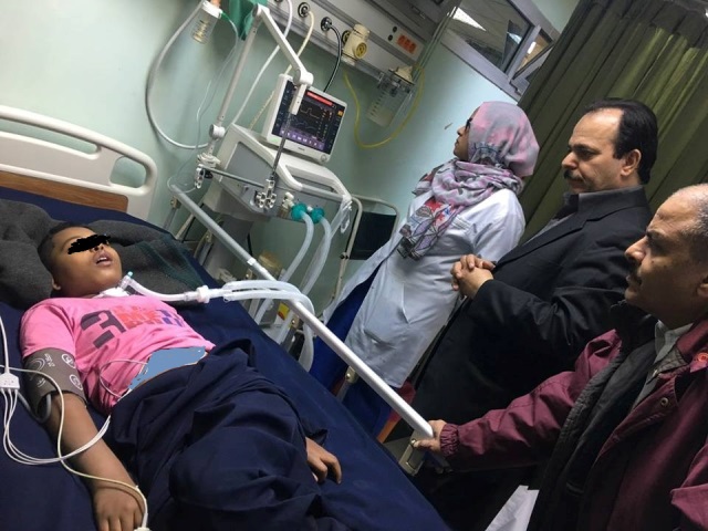 طبيبان سعوديان يرافقان الطفل السوداني "حبيس الأوكسجين" من السودان للسعودية 1 طبيبان