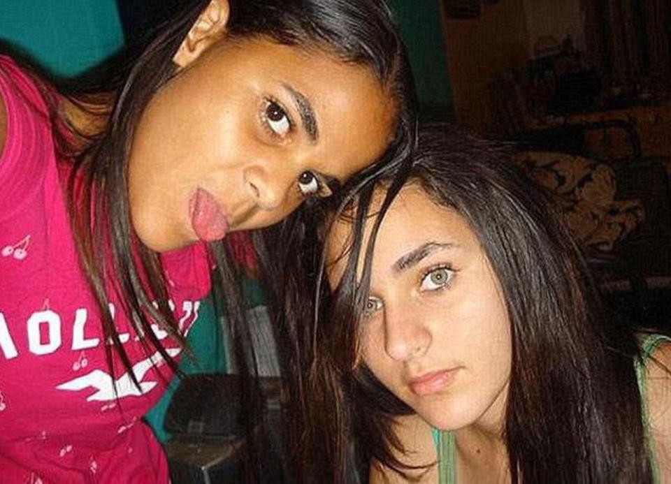 قصة مصري قتل ابنتيه الأمريكيتين انتقامًا لشرفه: اتُّهم بالاعتداء الجنسي عليهما 1 فتاة