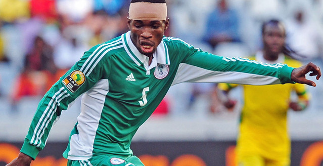 بالمستند في مفاجأة غير متوقعة.. مدافع المريخ النيجيري مصاب بمرض خطير وسريع العدوي ومجلس المريخ يتكتم 1 كونلي 1