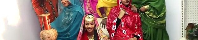 على انغام ﺟﻨﺎﻱ ﺍﻟﺒﺮﻳﺪﻭ ﻭﺍﺣﻀﺮ ﺟﺪﻳﺪﻭ، فتيات يمثلن طقوس جرتق العروس.. فيديو 10 ثقافة