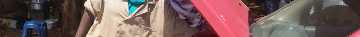 شاهد بالصور..كيف شقت فتاتان سودانيتان طريقهما لمهنة ميكانيكا السيارات وهذا هو سر حصولهما على لقب "المعلمات"؟ 13 ٢٠١٧٠٢٢٧ ١٣٠٥١٤