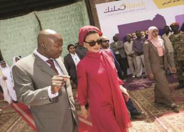 الشيخة موزا