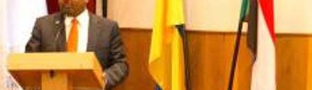 دبلوماسي سوداني لدى أوكرانيا: السودان يستحق ثناء دوليا هائلا لجهوده الإنسانية في استقبال اللاجئين 10 مبارك محجوب