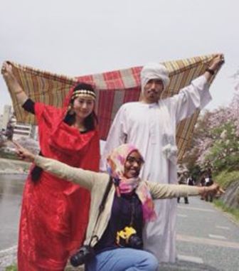 الزوج الياباني المزعوم الذي اشتهرت صوره ،أشهر إسلامه في السودان 1 نعمة الفاتح