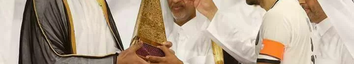 بالصور..قطر تصمم كأس أهم بطولتها علي شكل إهرامات البجراوية السودانية وتسلمه لأسطورة كرة القدم الإسبانية.ورواد مواقع التواصل يكتبون "شكراً قطر" 11 18222272 1903737593248155 8981012228734098836 n.jpg