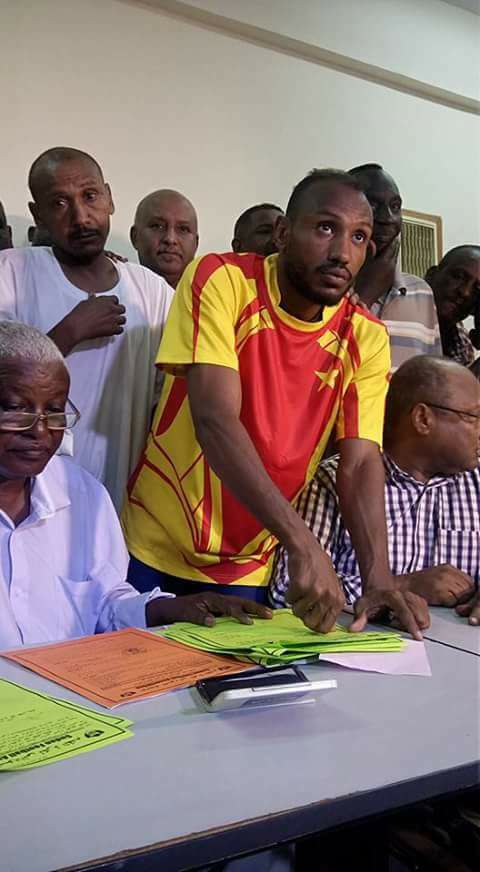 المريخ يجدد تعاقد العقرب 1 18485387 1312141515560255 6105134041410448880 n