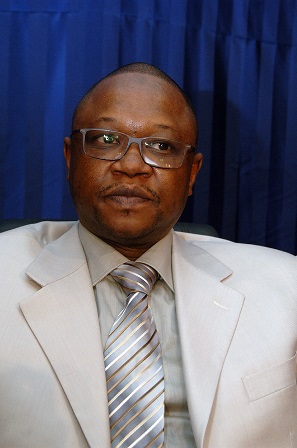 يتبعه الجدل من وزارة الإعلام إلى البرلمان عبد الماجد هارون.. في عين العاصفة! 2 عبد الماجد هارون