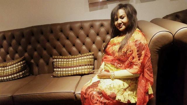 الفنانة هند الطاهر: لدينا مزجٌ جميلٌ جداً في الألوان الموسيقية شرقاً وغرباً وجنوباً!! 1 هند الطاهر