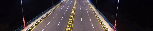 البشير يقول: السودان لن يقبل الذل والإهانة ويصف الشعب السوداني بـ"المعلم" 10 سوبا1