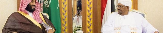 بعد زيارة البشير للمملكة العربية السعودية وموافقته على التواصل الإيجابي مع “واشنطن”.. ماذا تعني الخطوة بالنسبة للخرطوم؟ 10 عمر البشير محمد سلمان