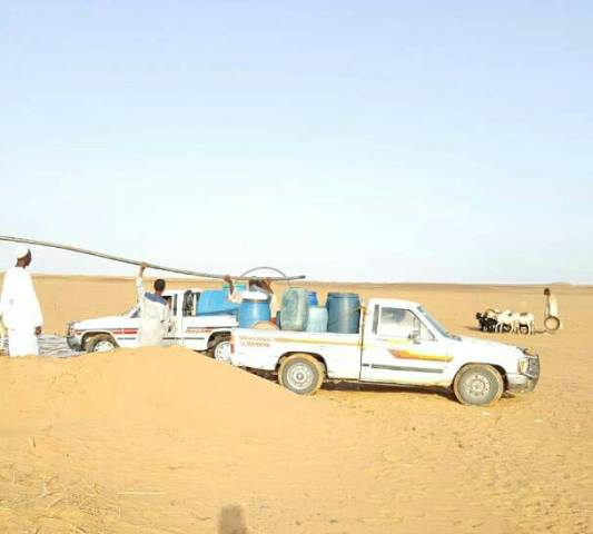 بعد أن خزلهم المسؤولون.. (مُزارع) بـ"الجزيرة".. يبيع سيارته "البوكس".. لترميم مدرسة ..! 1 تنقسي