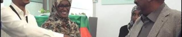 شاب سوداني: فرح الرئيس فرحا شديدا و ضحك ومد يده لي وقال مبروك.. لم اجد اي دعم من حكومة السودان او الرئيس الذي شغله الرقيص هداه الله 11 ارصد