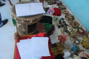 ﺑﺎﻟﺼﻮﺭ .. ﺍﻟﻘﺒﺾ ﻋﻠﻰ ﺩﺟﺎﻝ ﻳﻮﻫﻢ ﺍﻟﻨﺴﺎﺀ ﺑﺎﻻﻧﺠﺎﺏ ﻭﺿﺒﻂ (8) ﺑﻴﻨﻬﻦ ﻃﺒﻴﺒﺔ ﺩﺍﺧﻞ ﺷﻘﺘﻪ 2 1