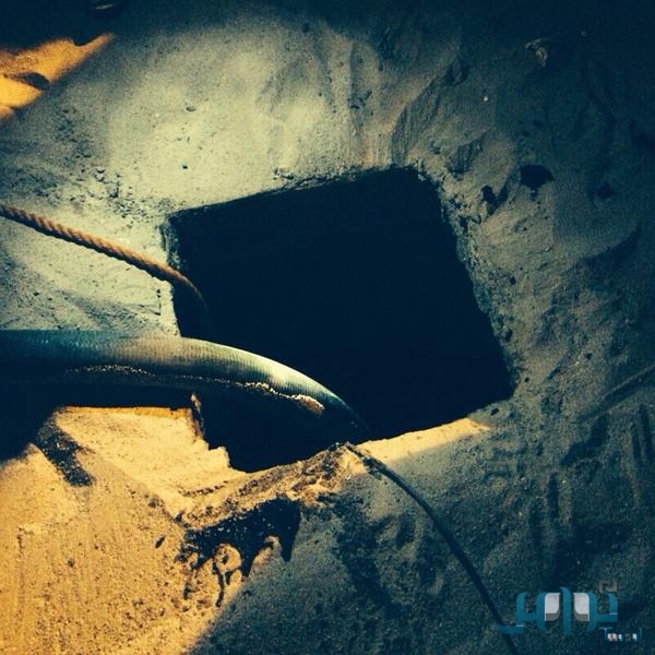 مصرع طفل برئ في سايفون أحدى الحمامات بأم درمان.. 1 B9rHM4bCUAA1ar6