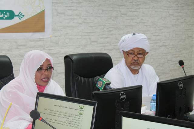 الطيب مصطفى يعبر عن إنبهاره بالحيوية الهائلة والجهود التي تبذلها وزيرة الاتصالات ويتوقع رفع العقوبات عن السودان 1 الطيب تهاني