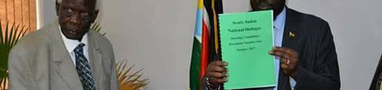 جنوب السودان: سلفاكير يتسلم الوثيقة الٲولێ من لجنة الحوار الوطني 10 سلفا ابيل الير