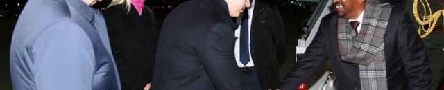 صور الرئيس السوداني لحظة وصوله الى روسيا في زيارة تستمر ثلاثة أيام تلبية لدعوة من الرئيس فلاديمير بوتن 11 البشير روسيا