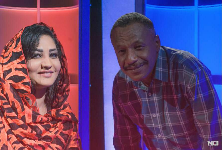 هكذا ظهرت المذيعة تسابيح خاطر في كواليس برنامجها الجديد