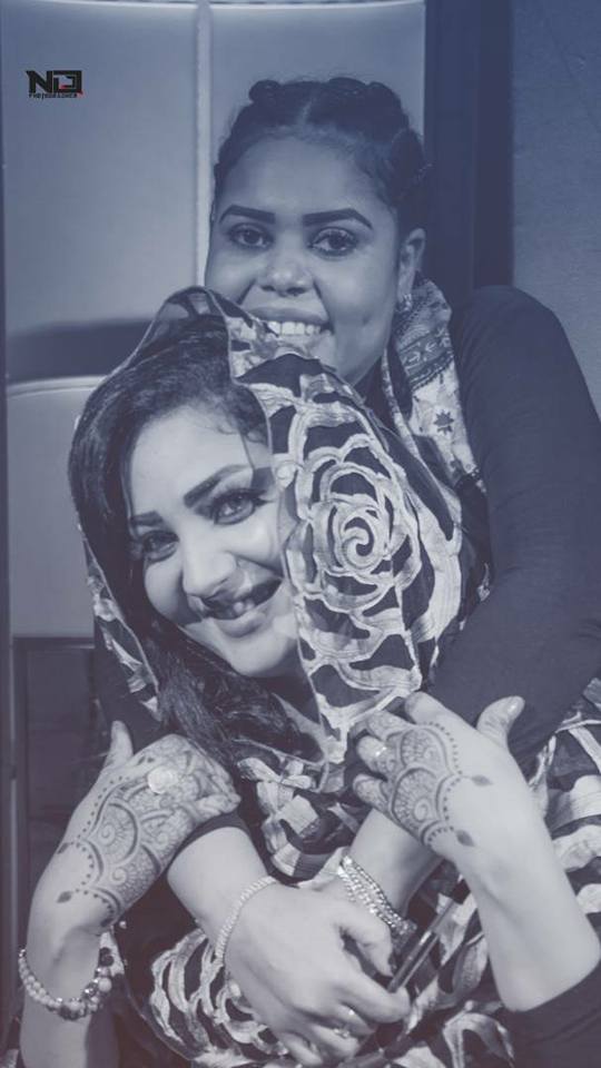 هكذا ظهرت المذيعة تسابيح خاطر في كواليس برنامجها الجديد4