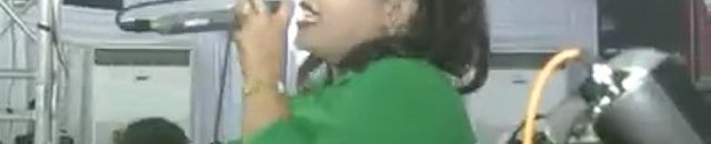 على انغام أغنية "بتدقى" نون مدني تغني وترقص وقسوم يستعرض مهاراته في ضرب الطار.. فيديو 11 بتدقى