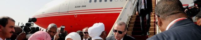 مباحثات مشتركة بين السيدة وداد بابكر حرم رئيس الجمهورية ونظيرتها التركية 10 وداد اردوغان