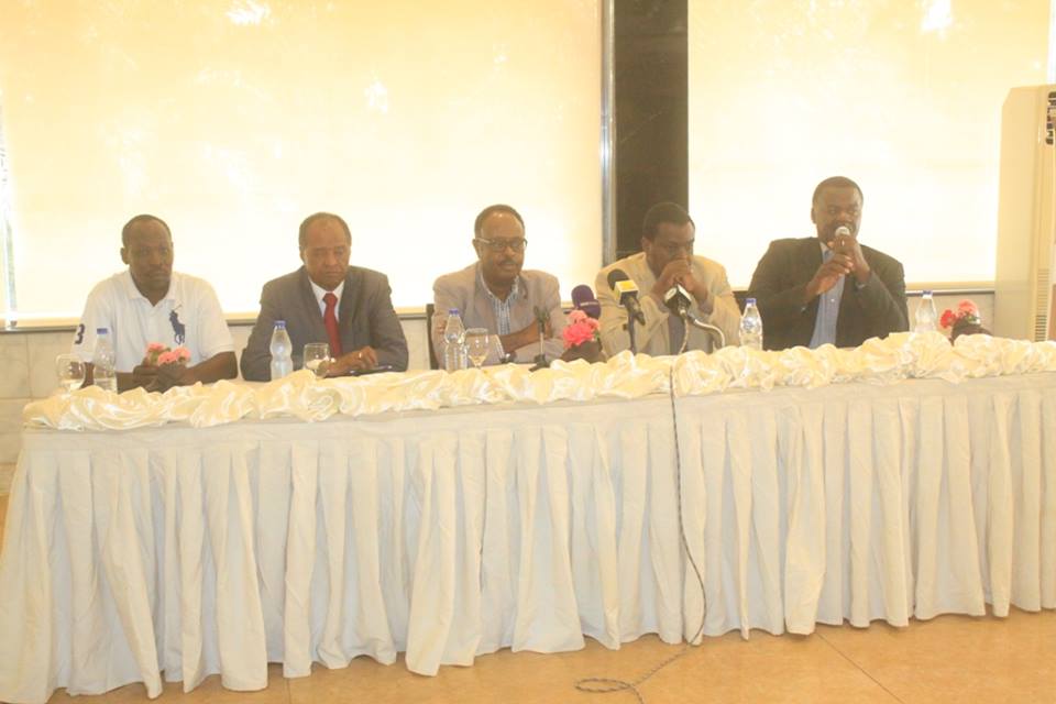 المريخ يعقد مؤتمر صحفي يقدم فيه جهازه الفني الجديد بقيادة مازدا وجبرة