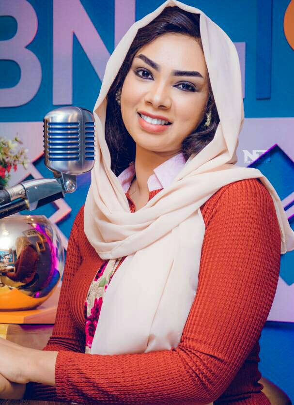 بسبب هذه الصور.. المذيعة ريان تحصل على لقب "ست الحسان" 3 بسبب هذه الصور المذيعة ريان تحصل على لقب ست الحسان3