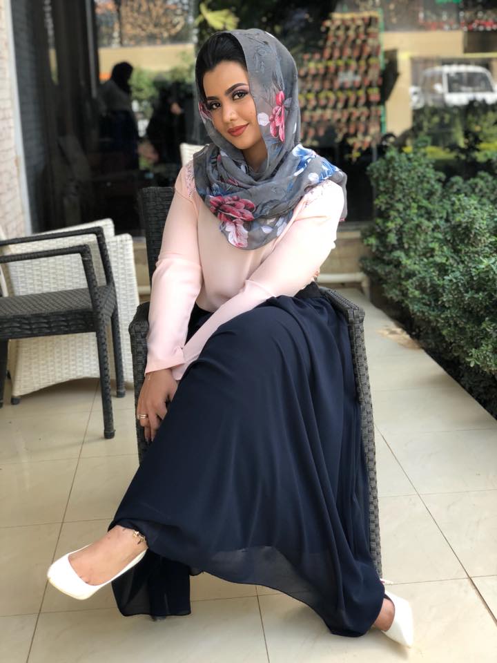 بعد الضجة التي أثارتها لوشي .. قناة “سودانية 24” تتخذ هذا الإجراء 1 لوشي تعود لتضئ الصباحات السودانية1